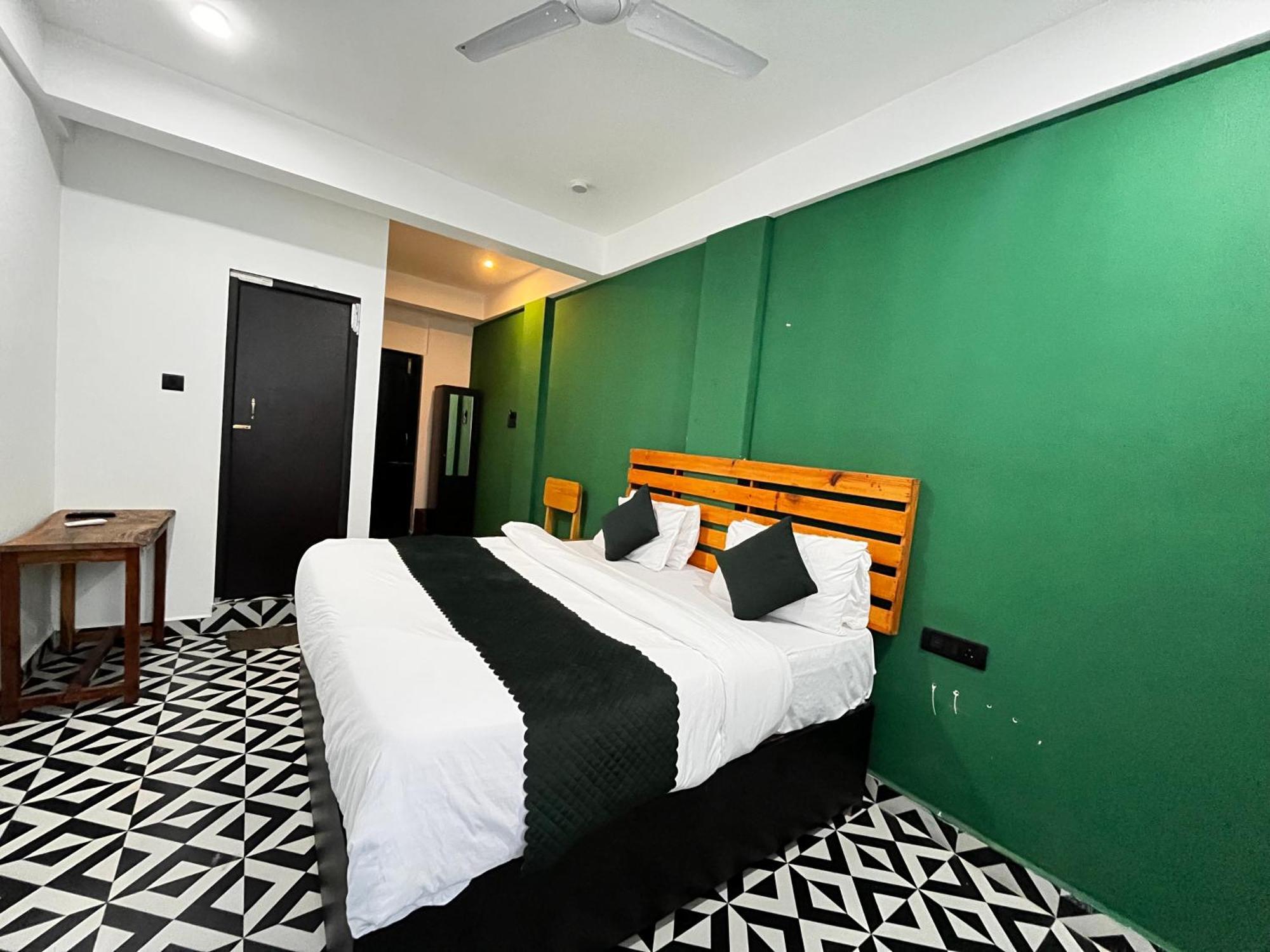 Bob Hotel Calangute