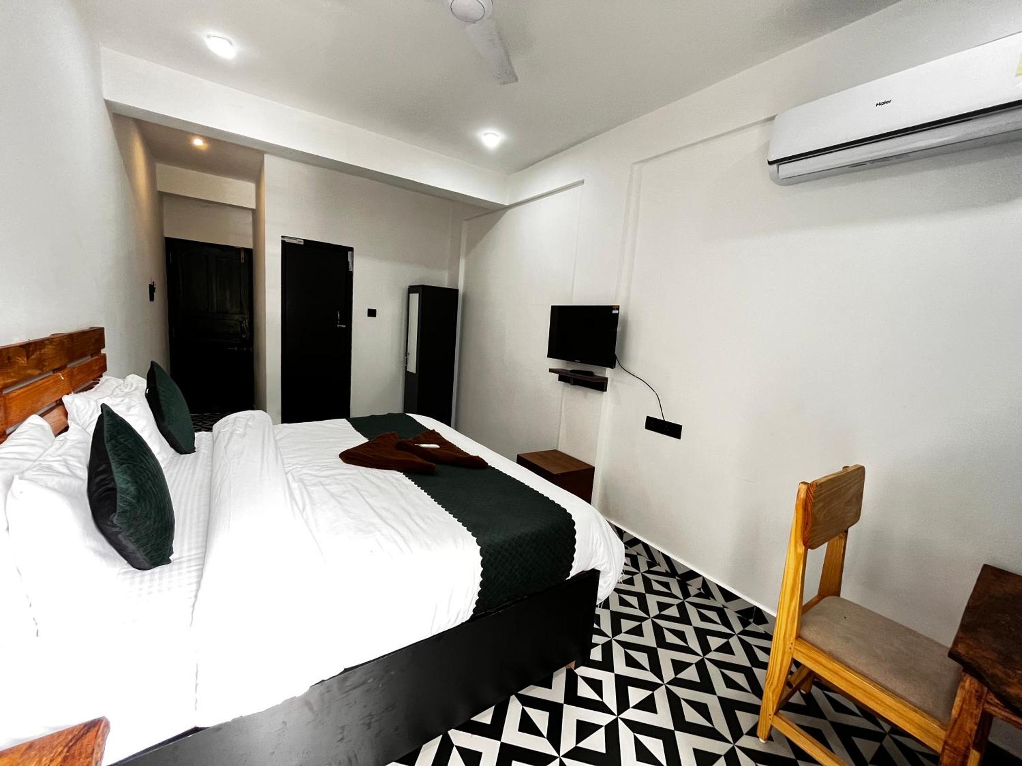 Hotel Bob